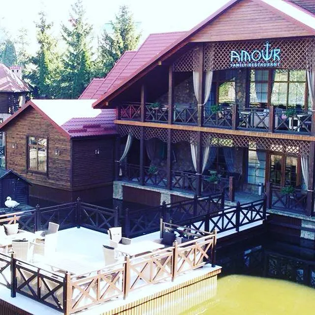 "Amour Family Restaurant" (Сімейний ресторан "Амур") — фото 1