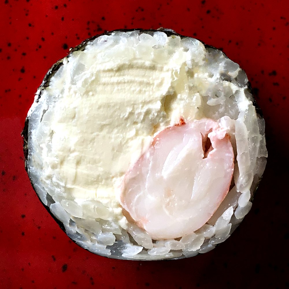 TAKARA sushi
