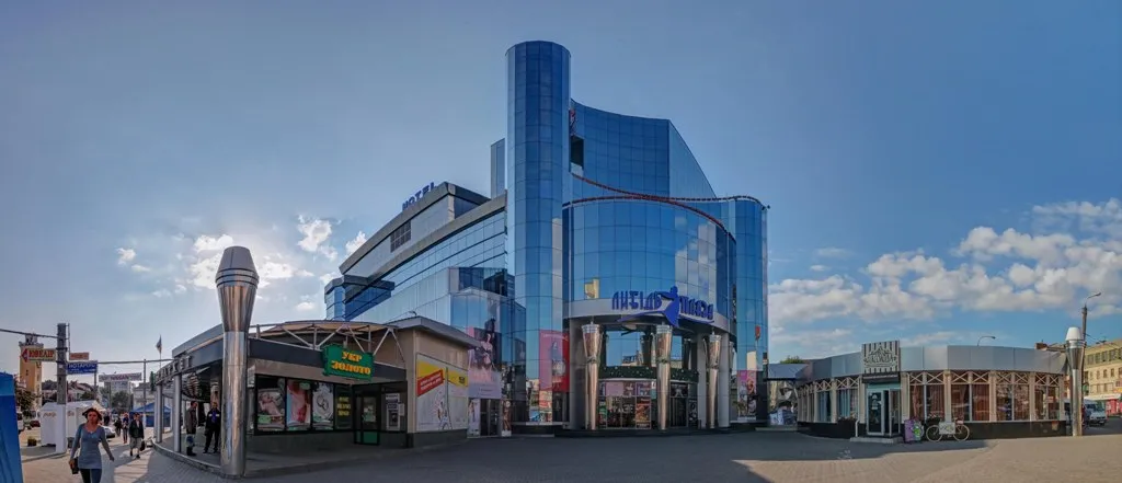 Либідь Плаза - торгово-розважальний центр