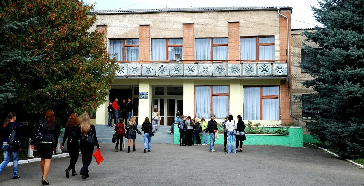 Хмельницкий центр профессионально-технического образования сферы услуг
