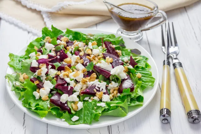 ТОП-5 вкусных салатов к новогоднему столу — фото 4