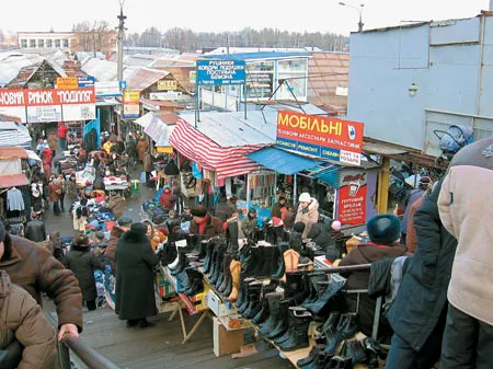 Хмельницкий оптово-розничный вещевой рынок (оптовый базар) — фото 1