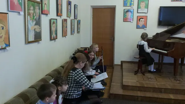 Хмельницкая детская школа искусств «РАДУГА» — фото 3