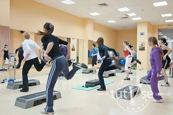 Фитнес-клуб "FitCurves" — фото 2