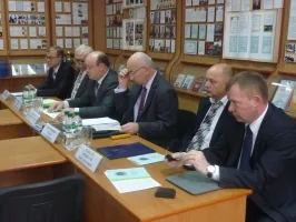Хмельницький університет управління та права — фото 5