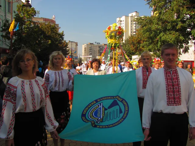 Хмельницький торговельно-економічний коледж — фото 9