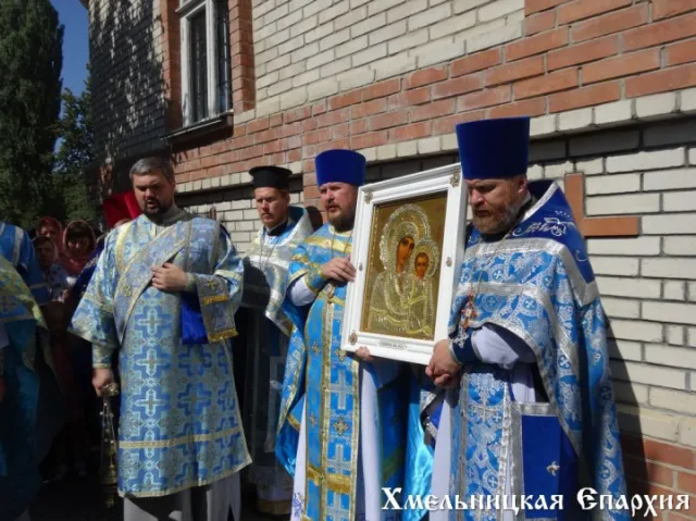 Храм Казанской иконы Божией Матери — фото 3
