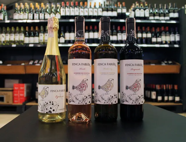 Магазин алкогольних напоїв "WineTime" ("Час вина") — фото 5