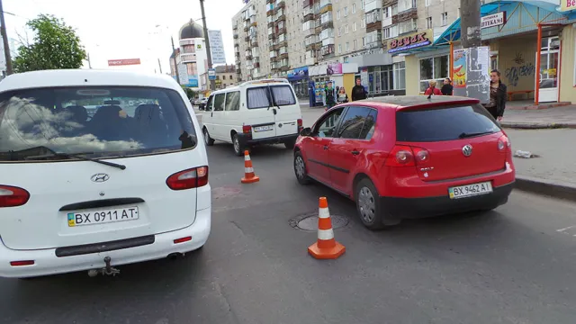 Неподалік Хмельницької міської першої аптеки автомобіль збив жінку (Фото) — фото 3