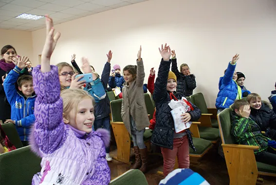 Державна служба охорони відчинила двері для хмельницьких школярів (Фото) — фото 4