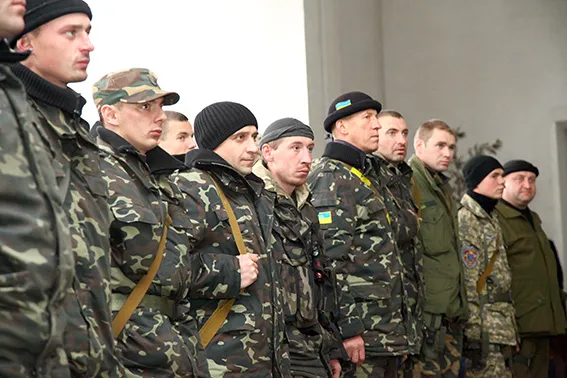 27 хмельницьких «богданівців» повернулися із місячного відрядження в зону АТО (Фото) — фото 1