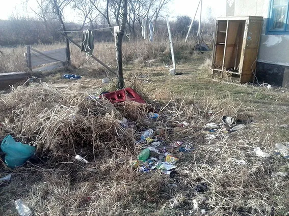 Правоохоронцям довелось на певний час вилучити дитину у непутящої матері — фото 1