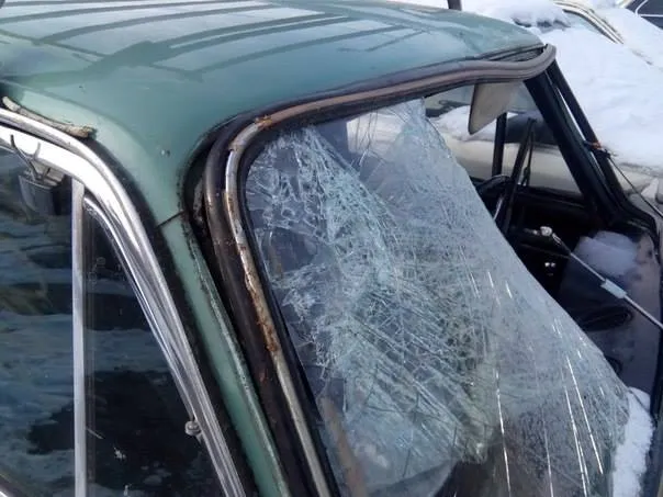 Правоохоронці затримали водія, який на смерть збив двох чоловіків та зник з місця події (Фото) — фото 1