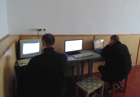 «В ногу з часом»: засуджені мають доступ до мережі Інтернет — фото 1