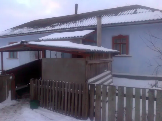 Під час ліквідації пожежі врятовано житловий будинок (Фото) — фото 2