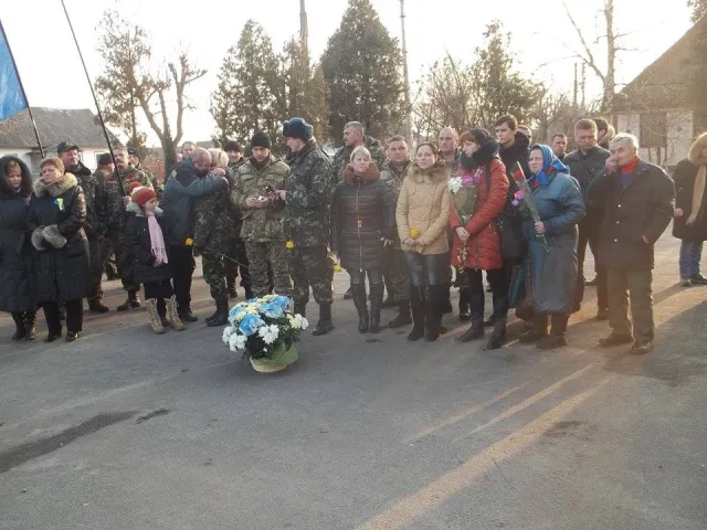 Відбулося урочисте відкриття меморіальної дошки пам’яті захиснику України, Сковородіну Олексію Володимировичу (Фото) — фото 6