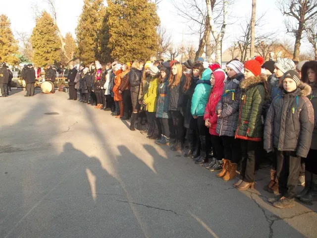Відбулося урочисте відкриття меморіальної дошки пам’яті захиснику України, Сковородіну Олексію Володимировичу (Фото) — фото 7