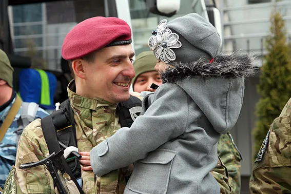 Хмельницькиі правоохоронці повернулись із зони АТО (фоторепортаж) + (відео) — фото 5