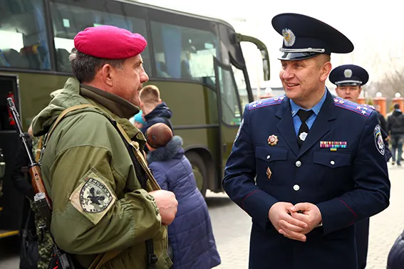 Хмельницькиі правоохоронці повернулись із зони АТО (фоторепортаж) + (відео) — фото 6