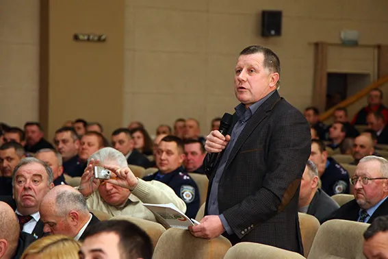 На Хмельниччині відбулося громадське обговорення кандидатів на посади начальників райвідділів міліції (фото) + (відео) — фото 1