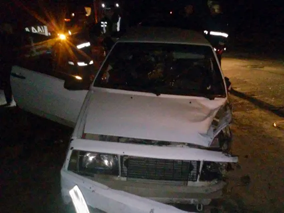 Рятувальники ліквідували наслідки ДТП (фото) — фото 1