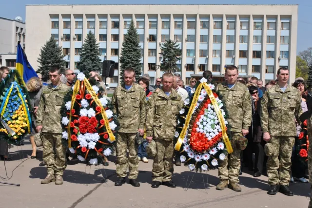 Хмельницький попрощався із спецпризначенцем Євгеном Андріюком (фоторепортаж) — фото 5