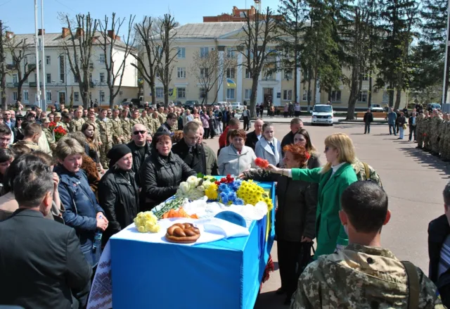 Хмельницький попрощався із спецпризначенцем Євгеном Андріюком (фоторепортаж) — фото 6