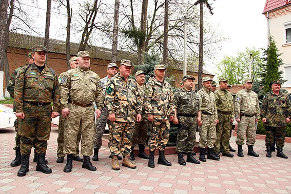 На Хмельниччину зі служби у зоні АТО повернулися 17 працівників ДАІ (Фото+Відео) — фото 6