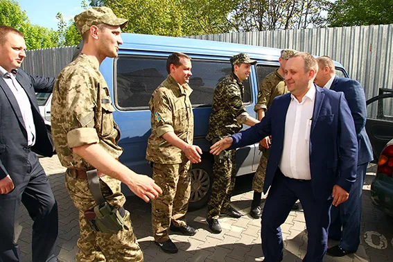 Хмельницькі слідчі повернулись із зони АТО (фоторепортаж) — фото 1