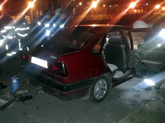 У Нетішині ледь не згоріла автівка (фото) — фото 2