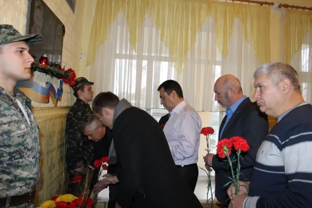 У Кам'янці-Подільському відкрили меморіальну дошку загиблим бійцям АТО (фото) — фото 3