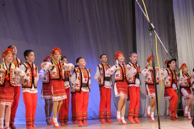 Вчора діти учасників антитерористичної операції побували на святковому концерті (фото) — фото 5