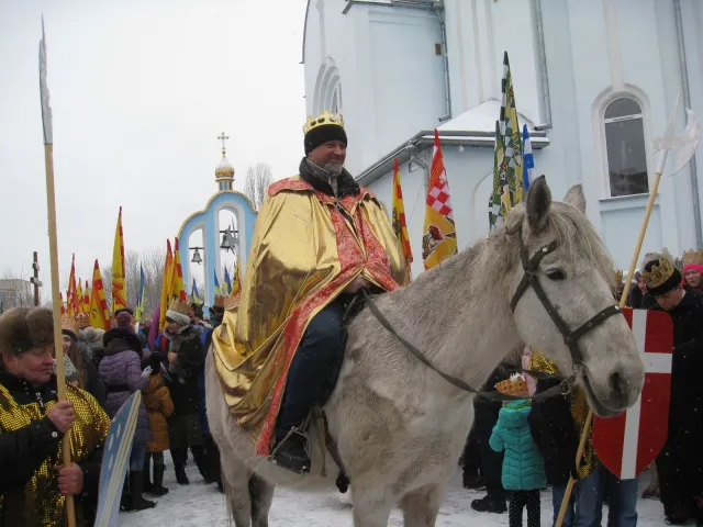 У Хмельницькому по Виставці мандрували Три Царі (фото) — фото 2
