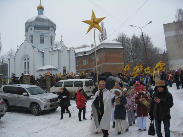 У Хмельницькому по Виставці мандрували Три Царі (фото) — фото 3