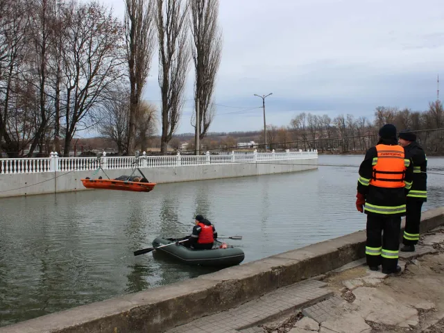 У Хмельницькому рятували людей від паводку — фото 5