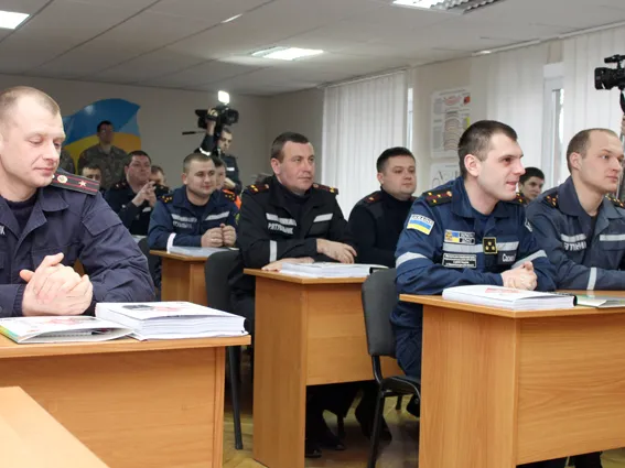 У Хмельницькому завершився курс навчання піротехніків ДСНС іноземними спеціалістами — фото 4