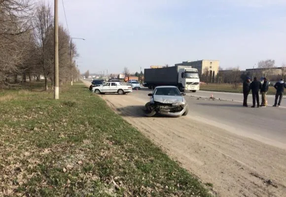 У Кам’янці-Подільському у ДТП постраждав іноземець — фото 1