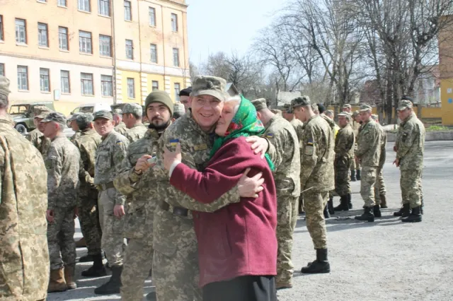Военнослужащие вернулись из зоны АТО — фото 11