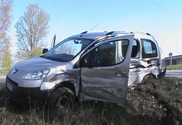 На Хмельниччині зіткнулися два авто – є постраждалі — фото 1