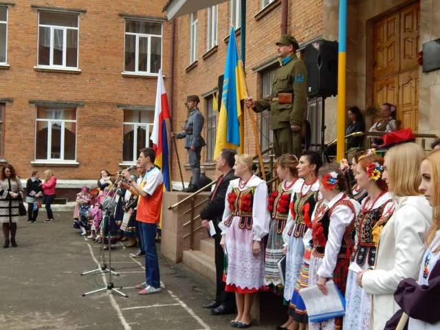 У обласному центрі пройшов забіг "Біг Орла і Тризуба" майже на 2 кілометри — фото 3