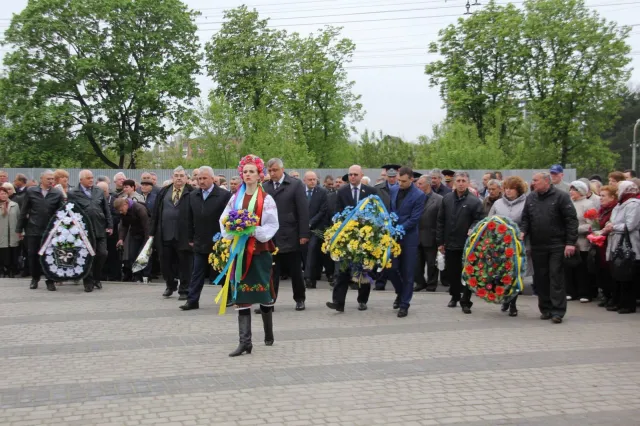 У Хмельницькому вшанували пам’ять ліквідаторів аварії на ЧАЕС — фото 3