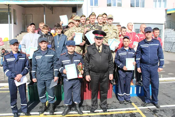 В Хмельницькому пройшов Чемпіонат області з пожежно-прикладного спорту серед юнаків — фото 8