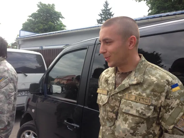 У Хмельницькому попрощалися із загиблим військовим Андрієм Жуком, комбатом з позивним «Мауглі» — фото 4