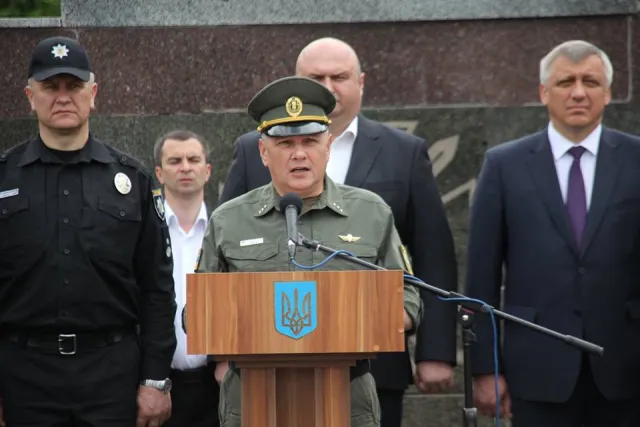 У Хмельницькому близько 500 солдатів-прикордонників склали військову присягу — фото 18