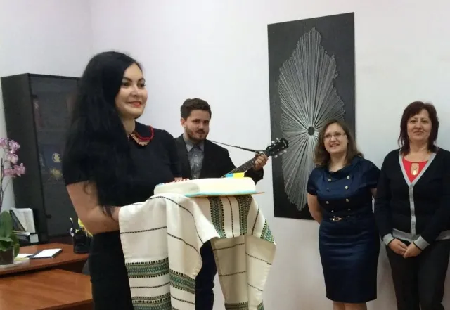 До Хмельницького завітав доброволець Корпусу Миру США Алан Янг — фото 1