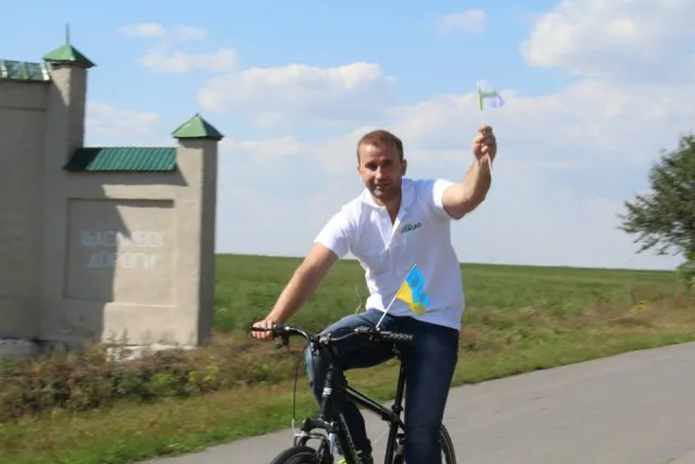 В Волочиске участники велопробега по случаю Дня Независимости Украины преодолели 25 километров — фото 6