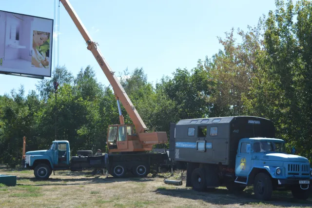 У Хмельницькому продовжуються ремонтні роботи з відновлення мереж водопостачання та водовідведення — фото 3