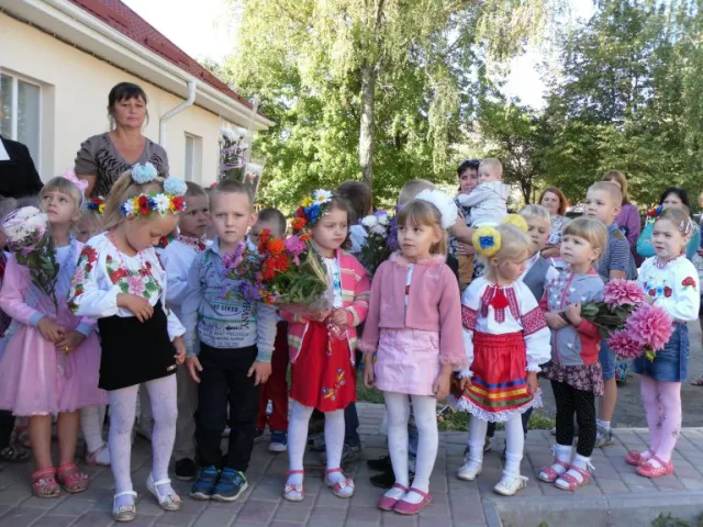 В Изяславском детском саду «Золотой ключик» открыли отремонтированный корпус — фото 1