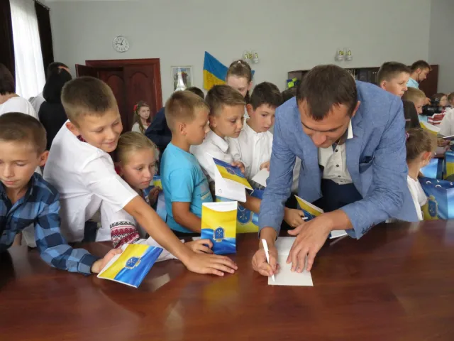 Школярі завітали на екскурсію до Хмельницької міської ради — фото 16
