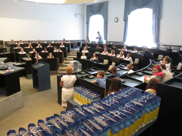 Школярі завітали на екскурсію до Хмельницької міської ради — фото 4